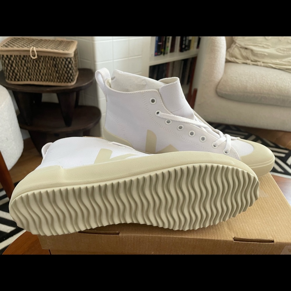Nova Canvas High- White/Butter Sole